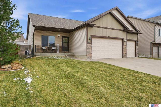 1631 Torreys Drive, Lincoln, NE 68521