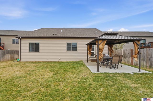 1631 Torreys Drive, Lincoln, NE 68521