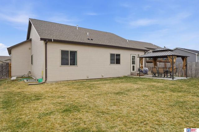 1631 Torreys Drive, Lincoln, NE 68521