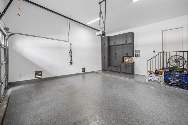 2320 Couch Street, Houston, TX 77008
