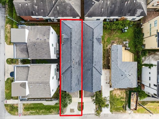 2320 Couch Street, Houston, TX 77008