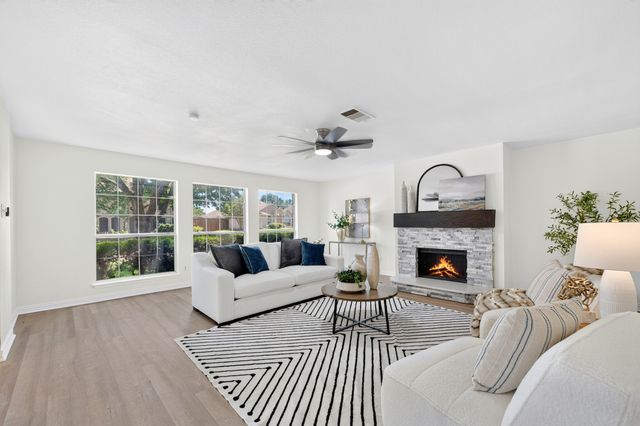 825 Foxwood Lane, Wylie, TX 75098