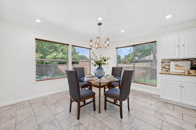 825 Foxwood Lane, Wylie, TX 75098