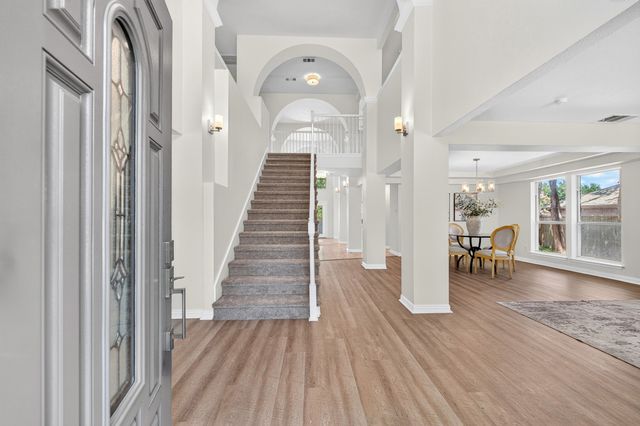 825 Foxwood Lane, Wylie, TX 75098