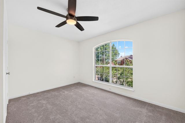 825 Foxwood Lane, Wylie, TX 75098