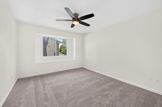 825 Foxwood Lane, Wylie, TX 75098