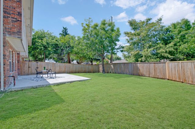 825 Foxwood Lane, Wylie, TX 75098