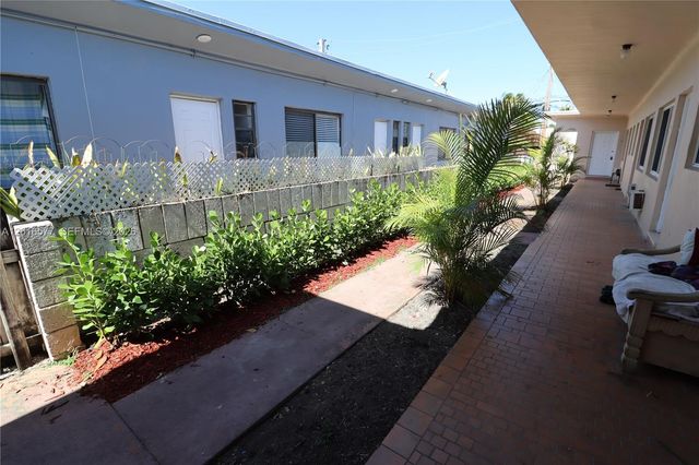 835 83rd St 1, Miami Beach, FL 33141