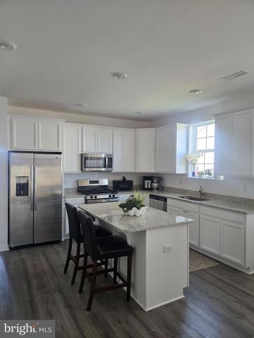 118 BRIDGE BLVD, Mount Holly, NJ 08060