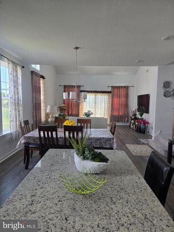 118 BRIDGE BLVD, Mount Holly, NJ 08060