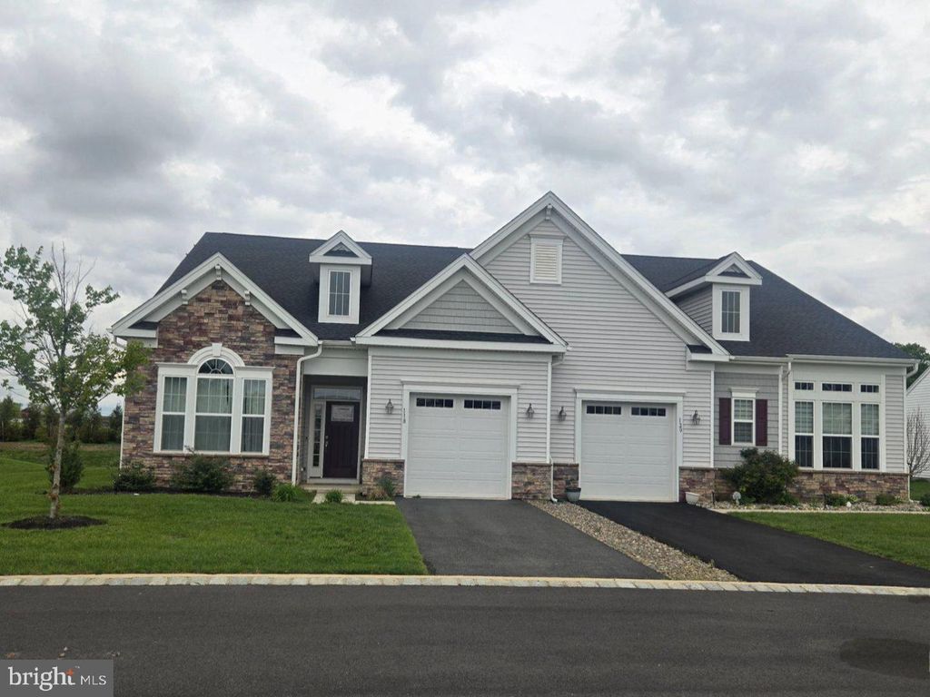 118 BRIDGE BLVD, Mount Holly, NJ 08060