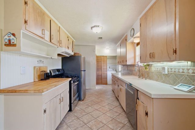 5506 Cheshire Lane, Houston, TX 77092