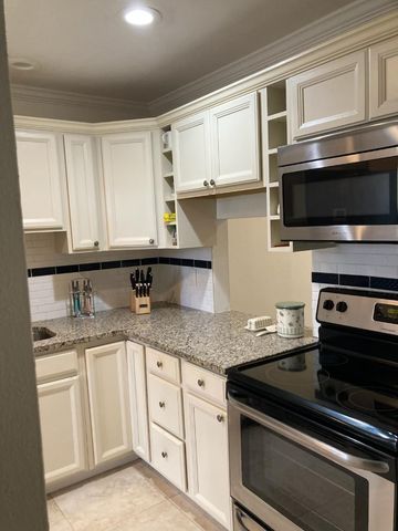 116 Lake Barbara Drive, West Palm Beach, FL 33411