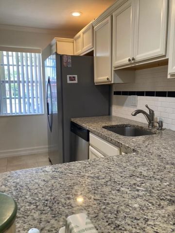 116 Lake Barbara Drive, West Palm Beach, FL 33411