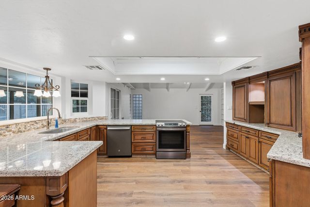 1806 S LOS ALAMOS --, Mesa, AZ 85204