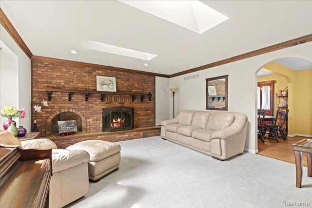 60023 Trailwood Street, Washington Township, MI 48094