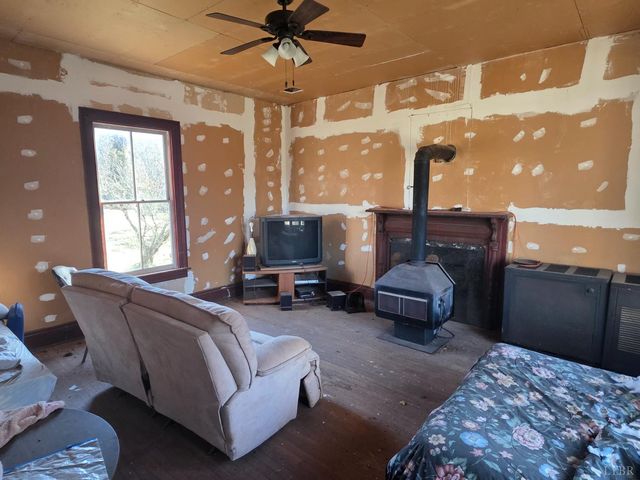 643 River Bottom Lane, Concord, VA 24538