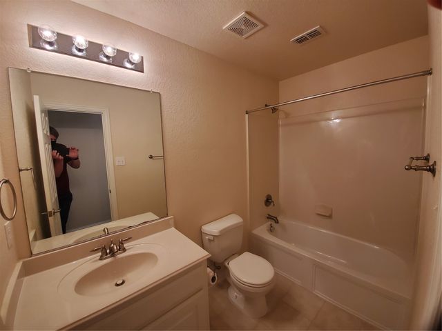 12113 Durango Root Drive, Fort Worth, TX 76244