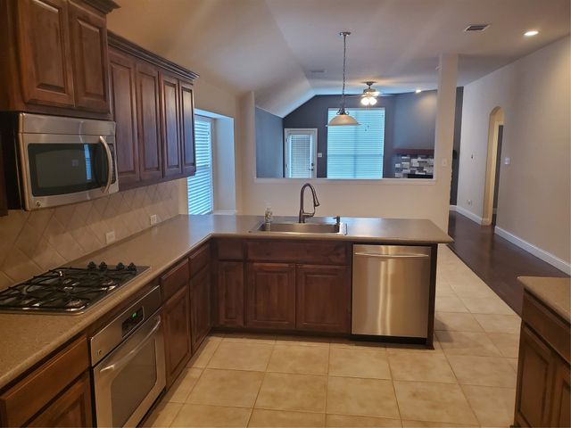 12113 Durango Root Drive, Fort Worth, TX 76244
