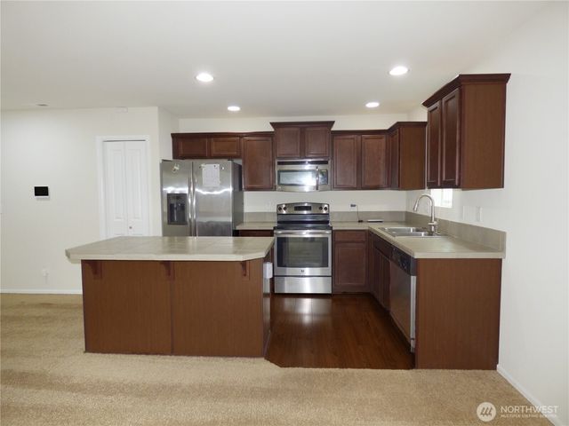 2720 13th Avenue NW, Puyallup, WA 98371