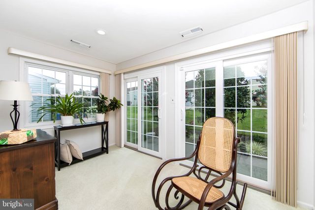 34 FAIRFAX DR, Mt Laurel, NJ 08054