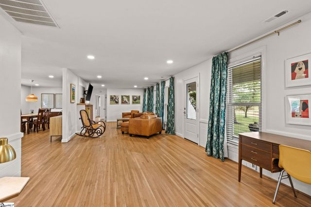 9401 Old White Horse Road, Greenville, SC 29617