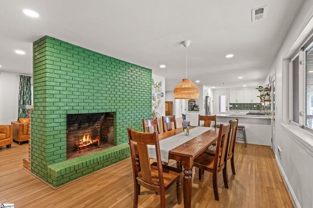 9401 Old White Horse Road, Greenville, SC 29617