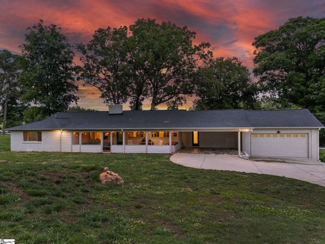 9401 Old White Horse Road, Greenville, SC 29617
