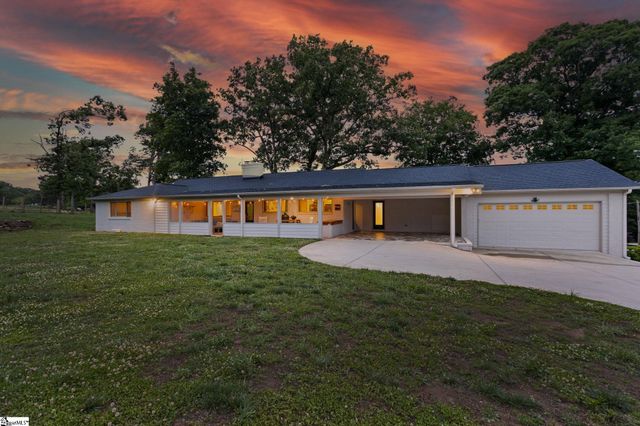 9401 Old White Horse Road, Greenville, SC 29617