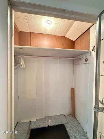 11446 Bedford Road, Coeburn, VA 24230