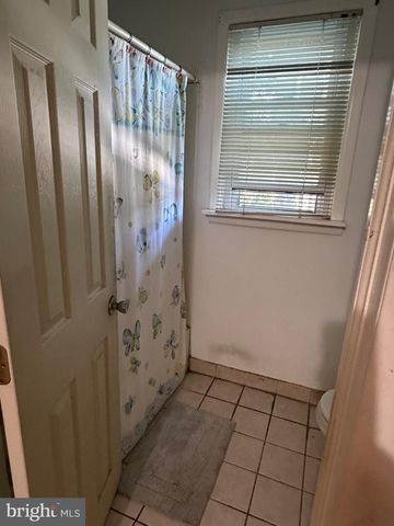 821 BEECH RD, Wallingford, PA 19086
