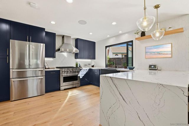 965 Home Ave, Carlsbad, CA 92008