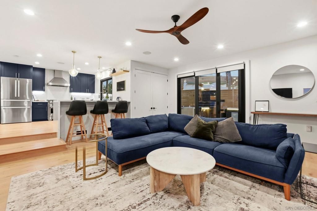 Image 25 of property listing at 965 Home Ave, Carlsbad, CA 92008