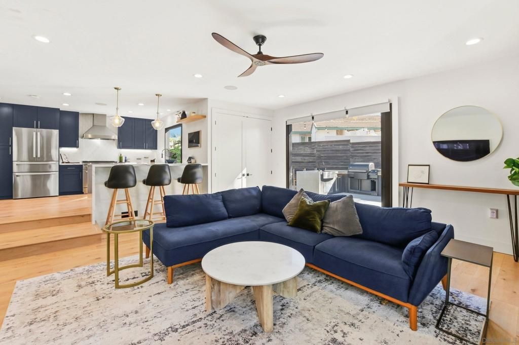 Image 27 of property listing at 965 Home Ave, Carlsbad, CA 92008