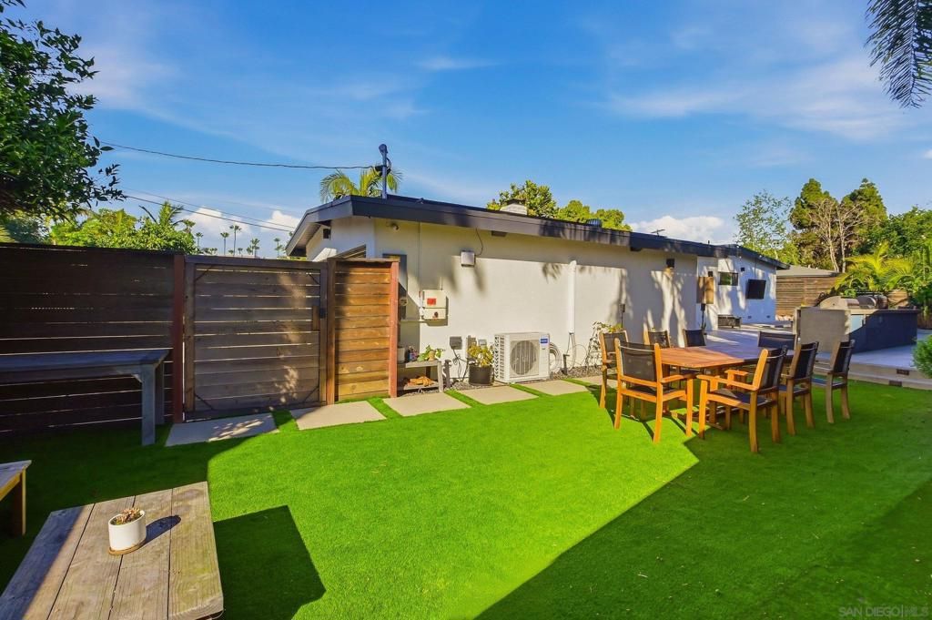 Image 44 of property listing at 965 Home Ave, Carlsbad, CA 92008