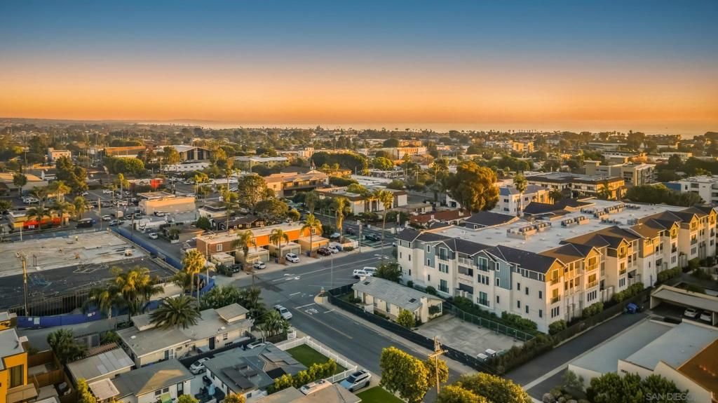 Image 66 of property listing at 965 Home Ave, Carlsbad, CA 92008