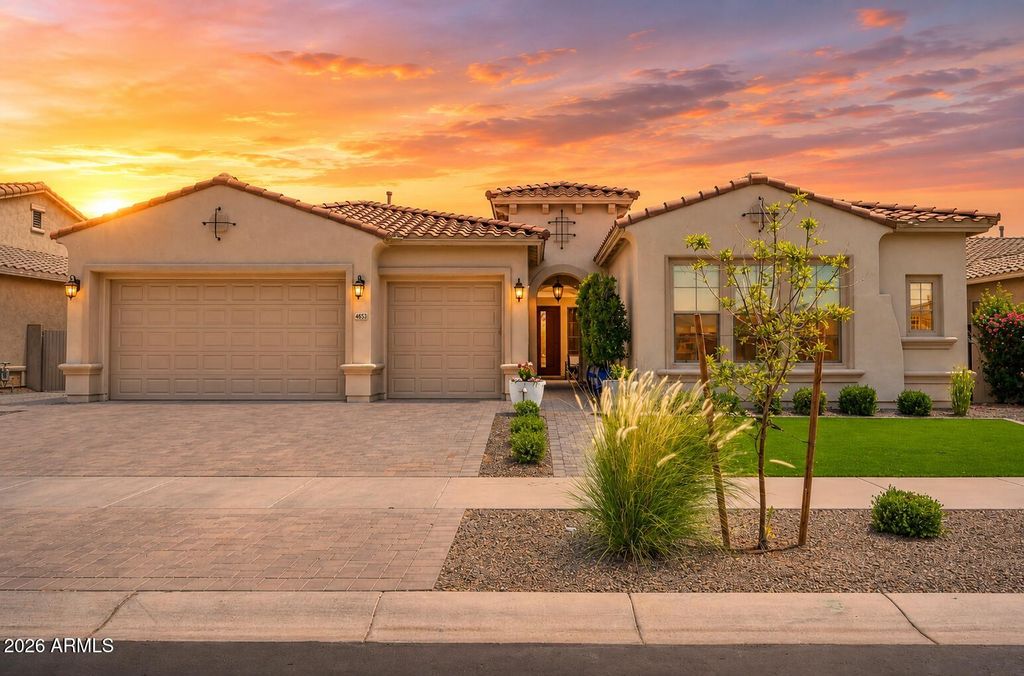 4653 S Venus --, Mesa, AZ 85212 — photo 2