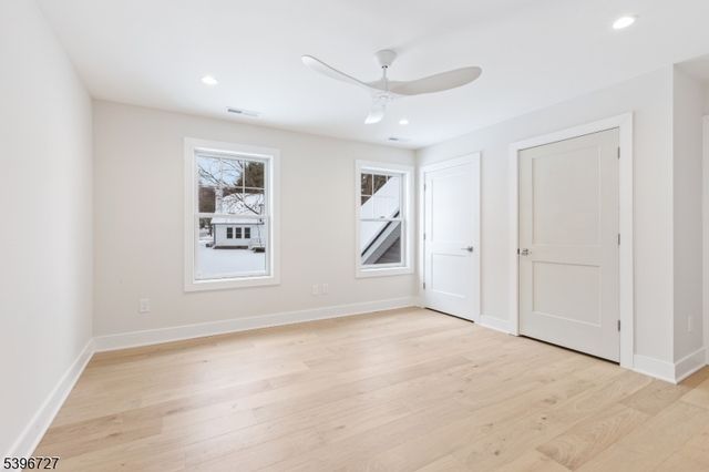 22 Furnace Rd, Chester Twp., NJ 07930