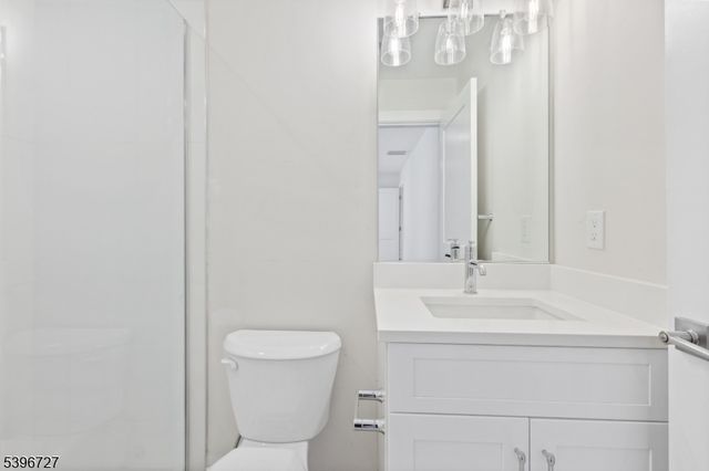 22 Furnace Rd, Chester Twp., NJ 07930