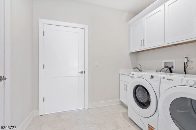 22 Furnace Rd, Chester Twp., NJ 07930