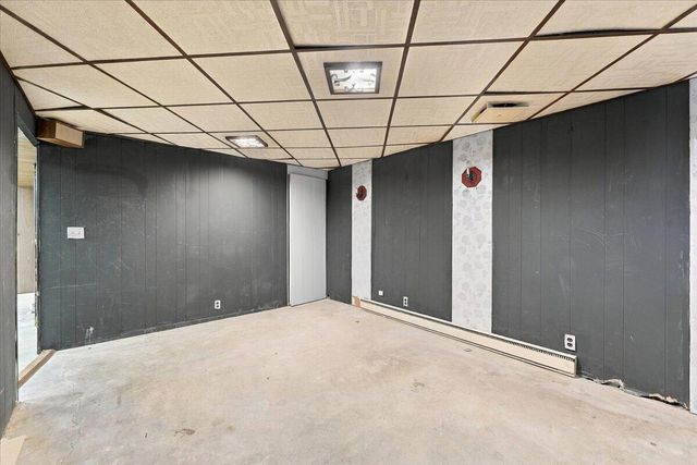 925 SPRUCE Street, Council Bluffs, IA 51501