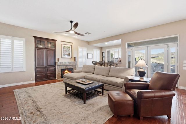10857 E BUTHERUS Drive, Scottsdale, AZ 85255