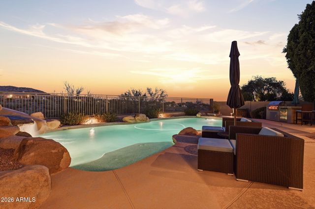 10857 E BUTHERUS Drive, Scottsdale, AZ 85255