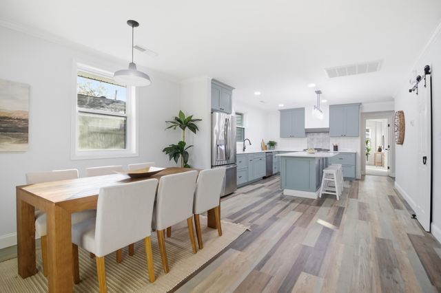 921 Hillsboro Drive, Charleston, SC 29407