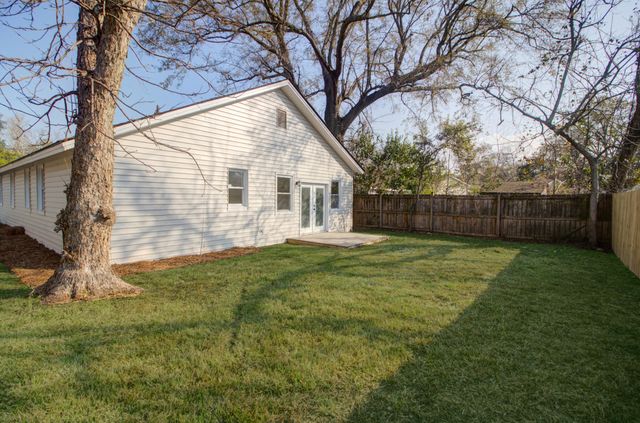 921 Hillsboro Drive, Charleston, SC 29407