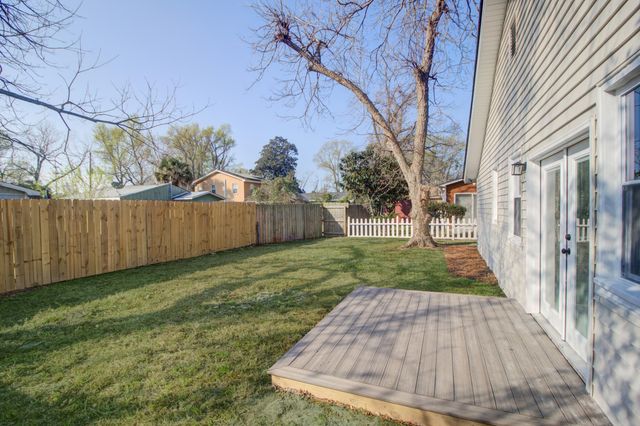 921 Hillsboro Drive, Charleston, SC 29407