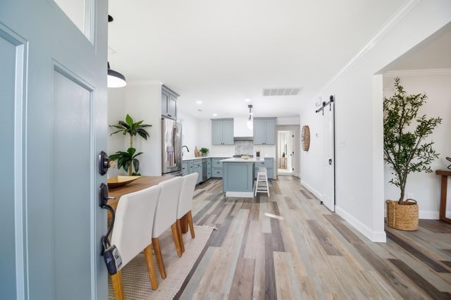 921 Hillsboro Drive, Charleston, SC 29407