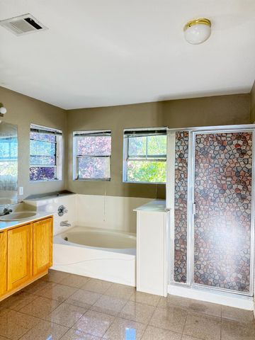 8368 Mcgray Way, Elk Grove, CA 95624