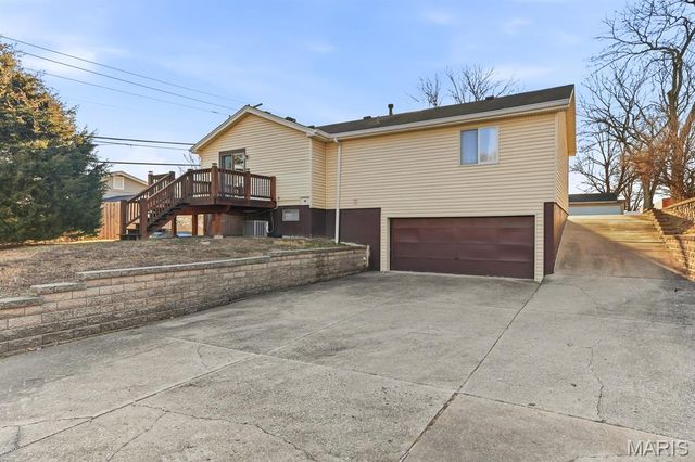 12123 Wesland Drive, Maryland Heights, MO 63043