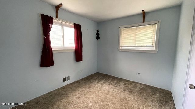33 Bucknell Drive, Toms River, NJ 08757